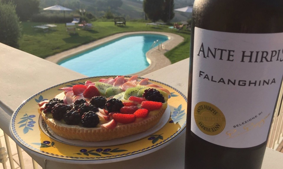 Montelabbate Villa | Magnificent home vacation wifi solution, sea, beach, last minute