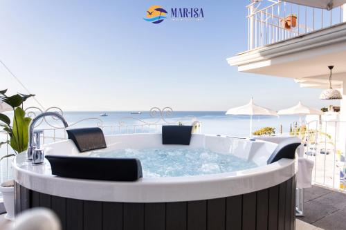 Vietri sul Mare House | MAR-ISA Amalfi Coast - Luxury Suites & Apartments