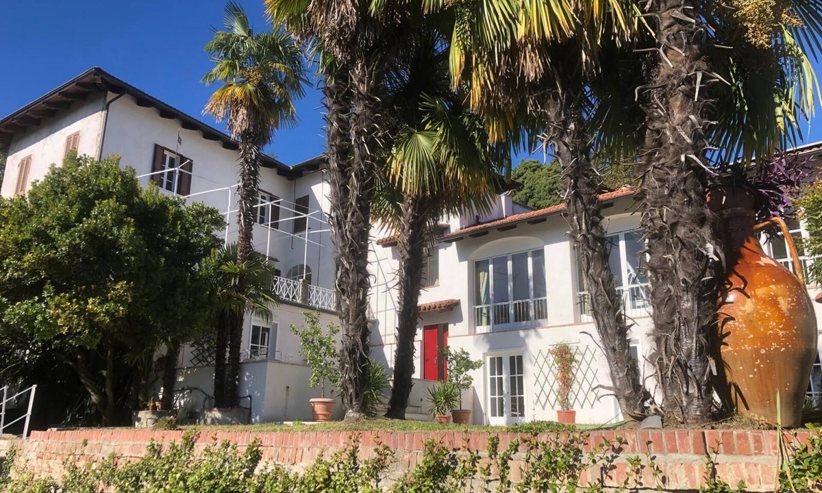 Moncestino Villa | Melograno - Charming Apartment with a Pool in a Historic Villa in Monferrato