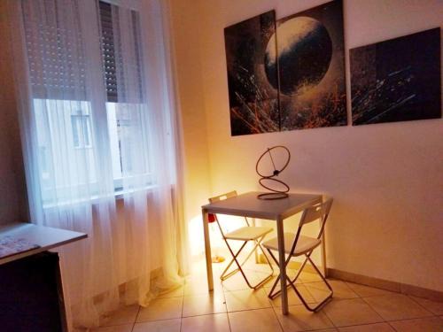 Centro Direzionale Apartment | MICHELANGELO 26 Monolocale