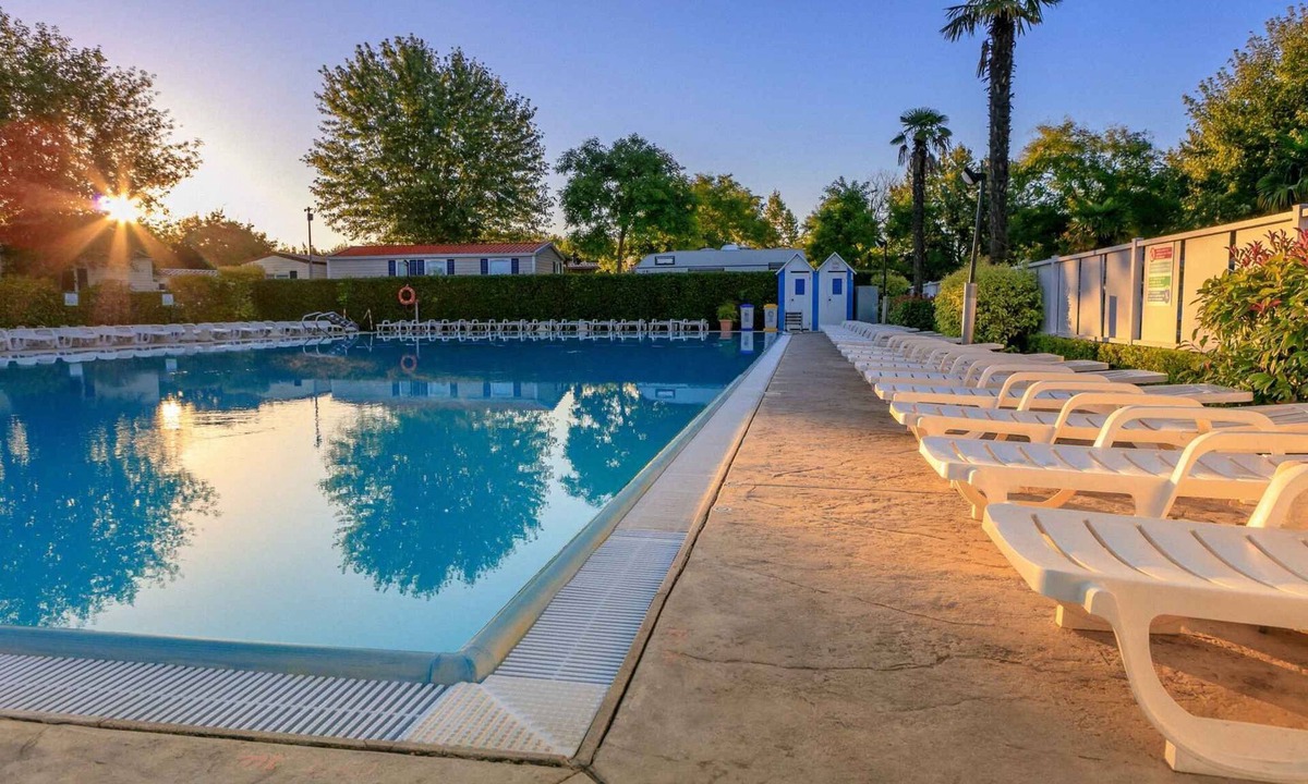 Peschiera del Garda House | Mobilehome with air conditioning, terrace and pool