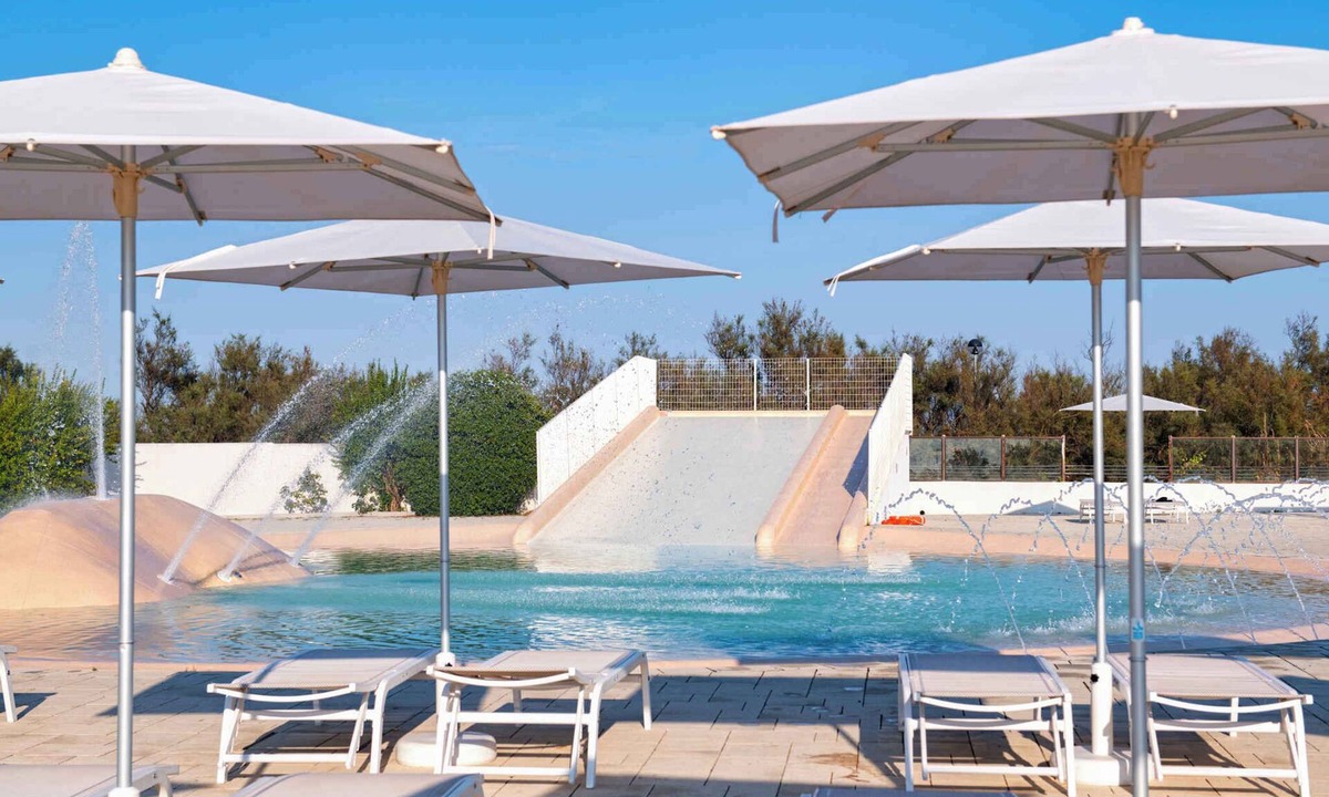 Rosapineta House | Mobilehome with air conditioning, terrace and pool