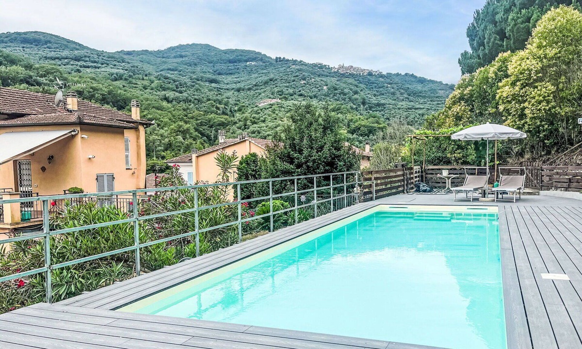 Prela Apartment | Nice apartment for 6 people with WIFI, pool, TV, patio and pets allowed