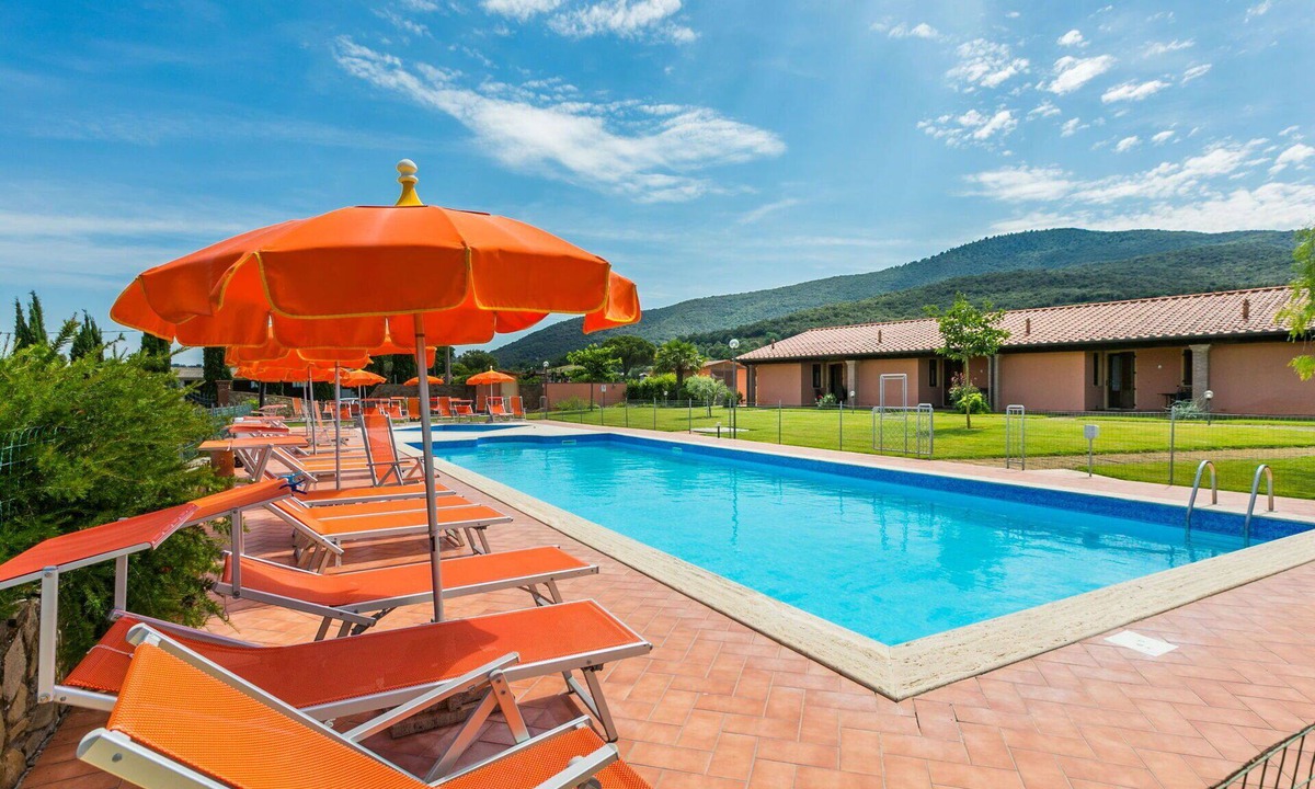 Puntone House | Nice apartment in villa for 6 guests with A/C, pool, WIFI, TV, terrace and pets allowed