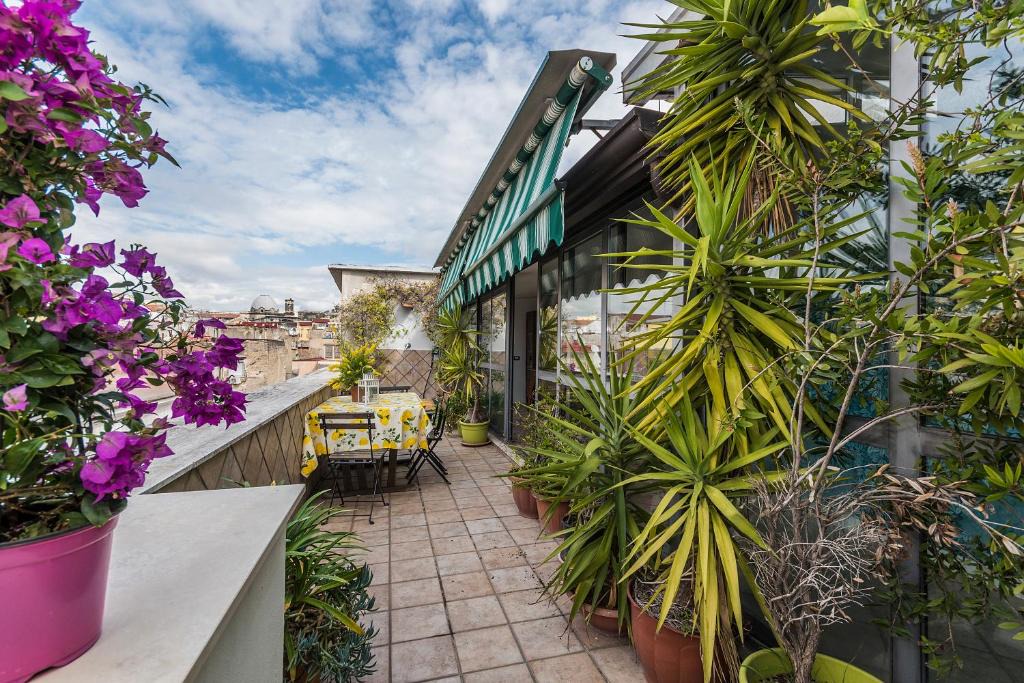 Naples City Centre Apartment | Panoramic Penthouse with terrace