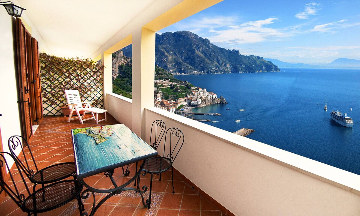Pogerola House | Panoramic Sea-View Villa in Amalfi – Authentic Local Escape