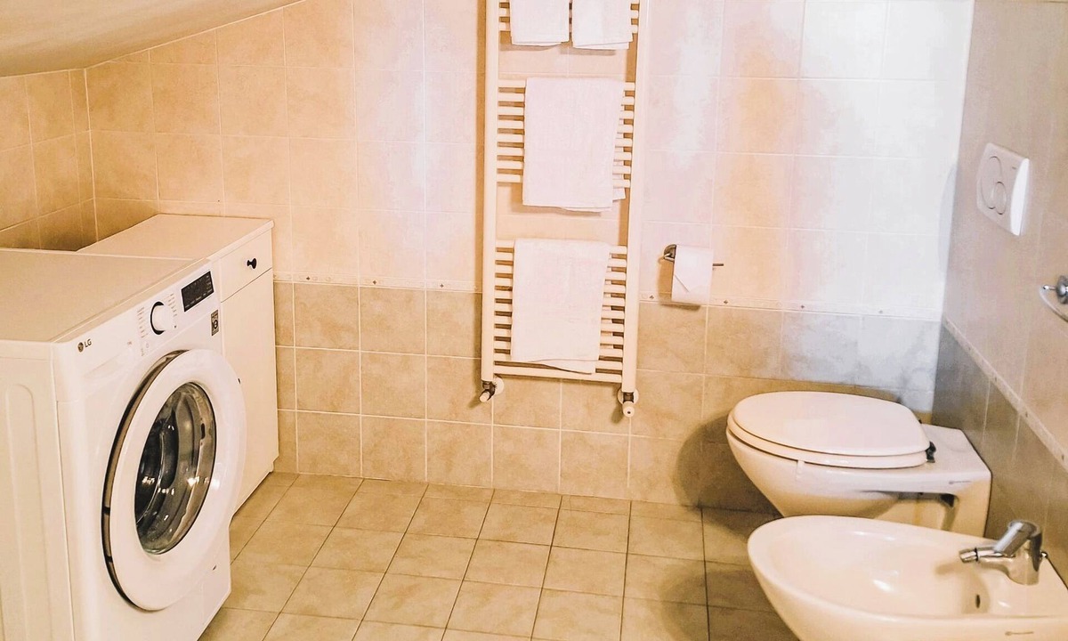 Vasto Apartment | Penthouse with large terrace and sea view. 10 minutes walk to the beach!