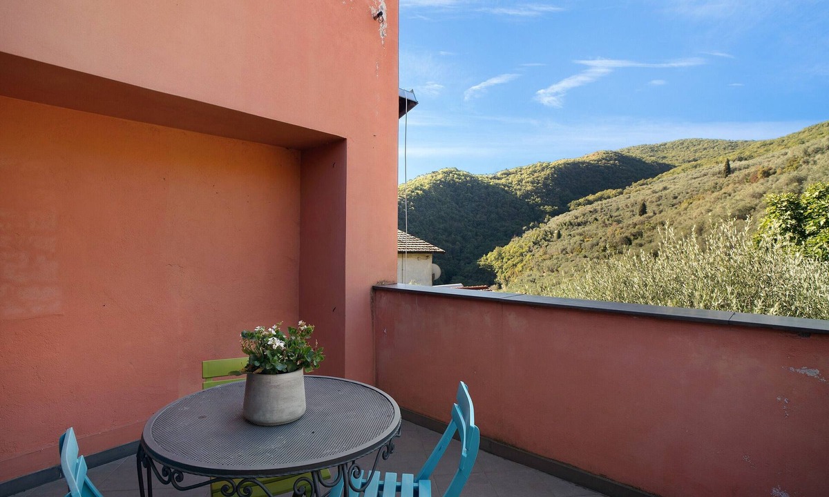 Gazzelli Apartment | Pet-Friendly Apartment Immerso nel Verde with Mountain View, Terrace & Wi-Fi