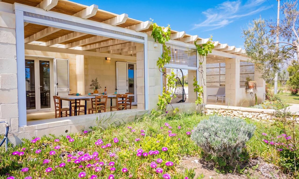 Otranto Villa | Podere La Rimunda Otranto Garden And Pool, Otranto, Italy