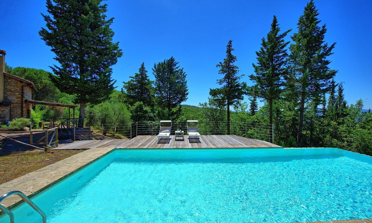 Castellina in Chianti Villa | Private Villa with WIFI, A/C, private pool, TV, patio, panoramic view, close to Greve In Chianti