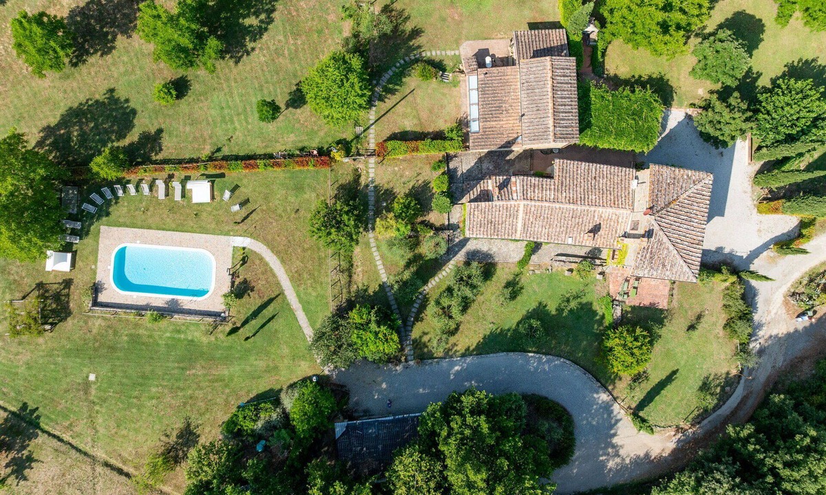 Montaione Villa | Private Villa with A/C, private pool, WIFI, TV, pets allowed, panoramic view, close to San Gimignano