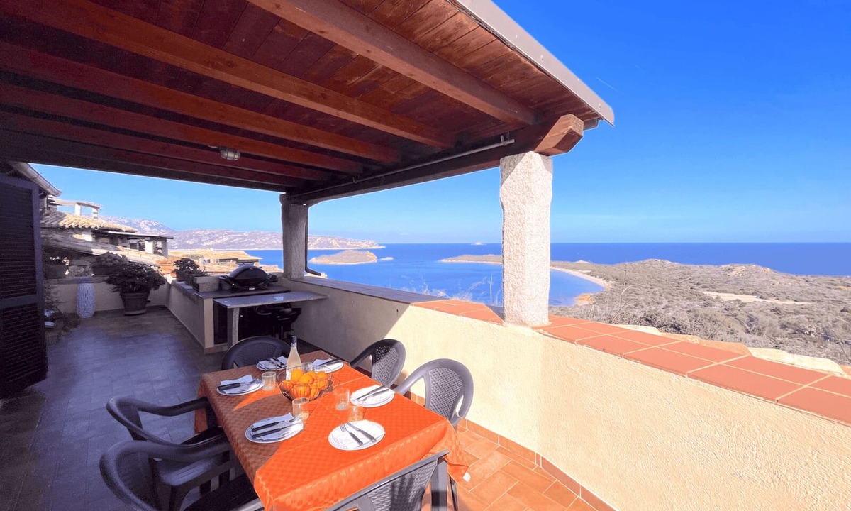 Capo Coda Cavallo Apartment | Puntaest Quadrilocale Terrazza Favolosa Vista Mare