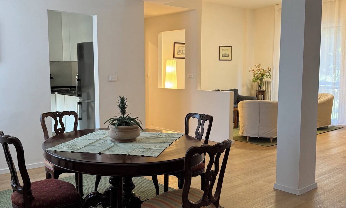 Le Cure Apartment | Rare Florence 4 Bedrooms,Elevator and Free Private Garage 17 min walk from Duomo