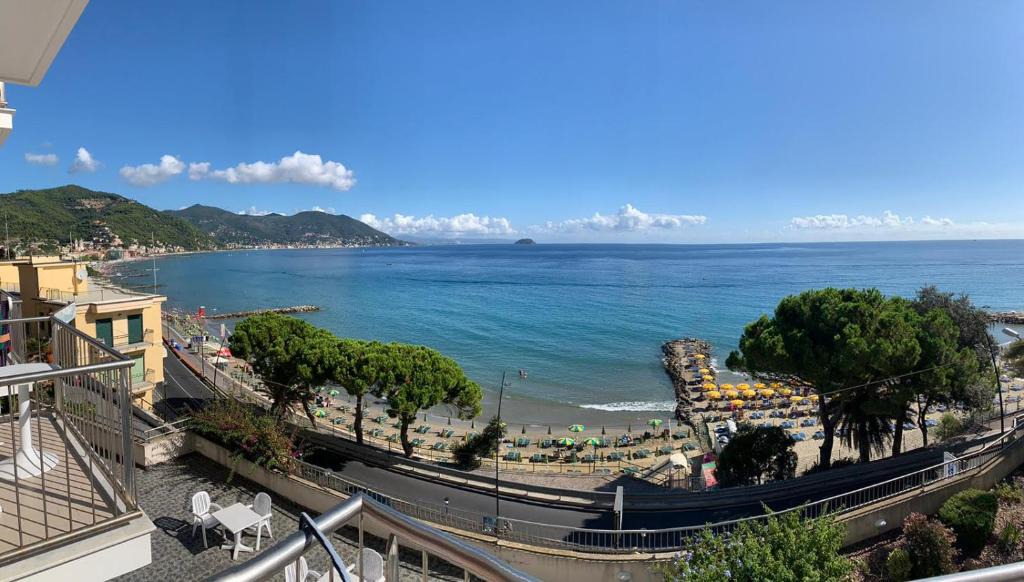 Laigueglia Apartment | Residence Paradiso