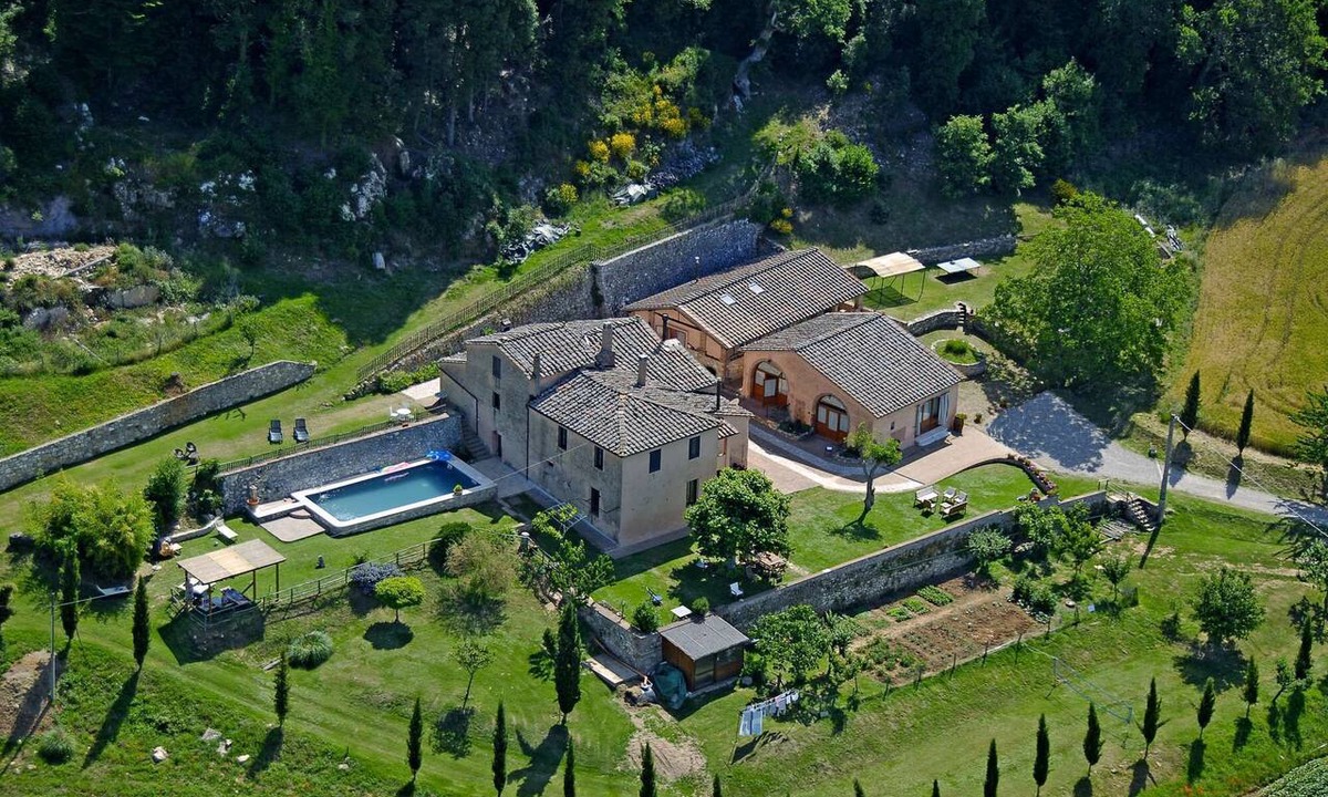 Simignano Villa | Siena, Florence, Chianti, Val d'orcia from Enchanting and exclusive Tuscan Villa