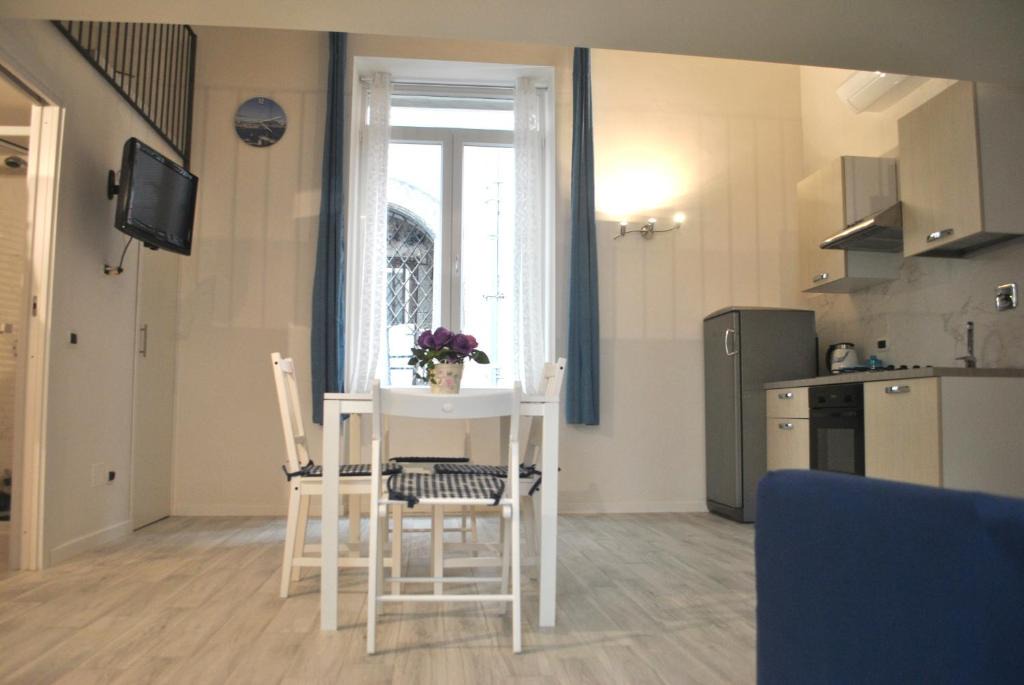 Naples City Centre Apartment | Smart Central Apartments San Gregorio