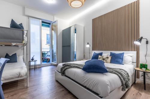 Porta Lodovica Apartment | StayEasy Quadronno33 - 3 bedrooms, 2 baths - Duomo walking distance