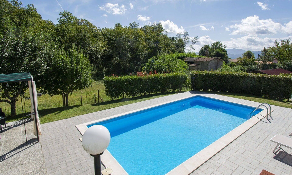 Villa Collemandina Villa | Stunning private villa for 7 guests with private pool, WIFI, TV, patio and pets allowed