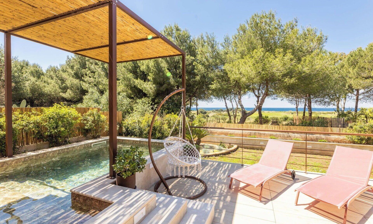 Nardo Villa | Stunning private villa for 5 people with A/C, private pool, WIFI, TV, patio and pets allowed