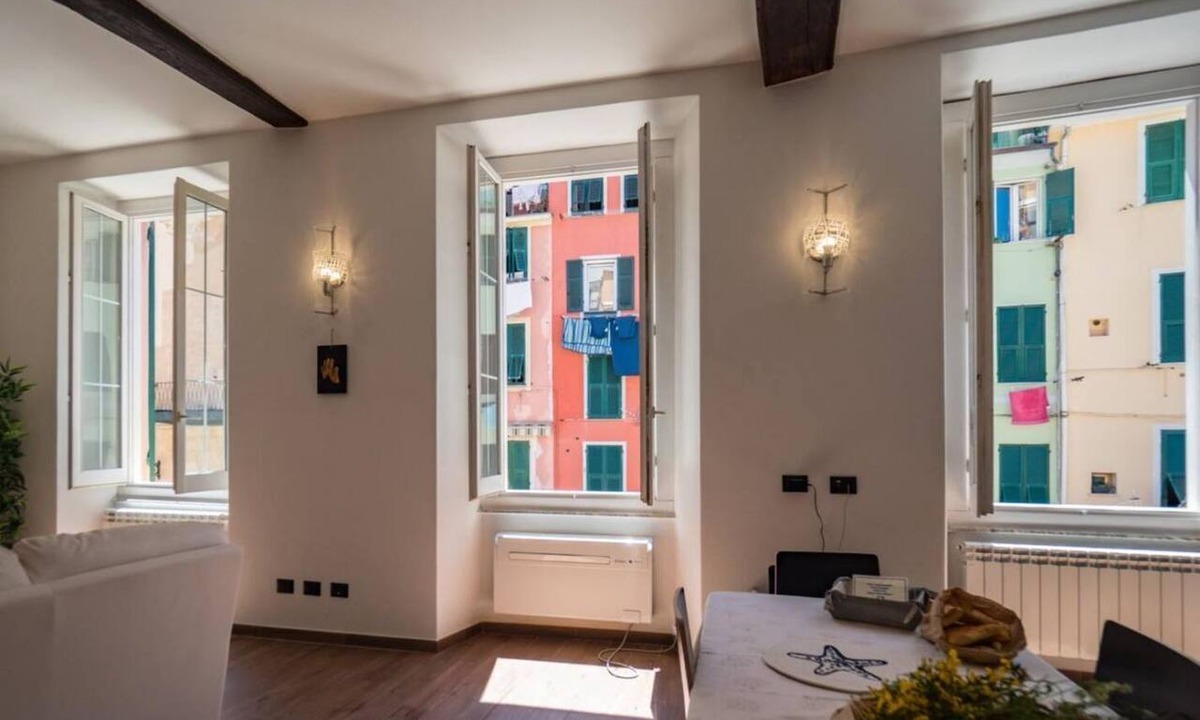 Vernazza Apartment | Tedea Apartment with Ac