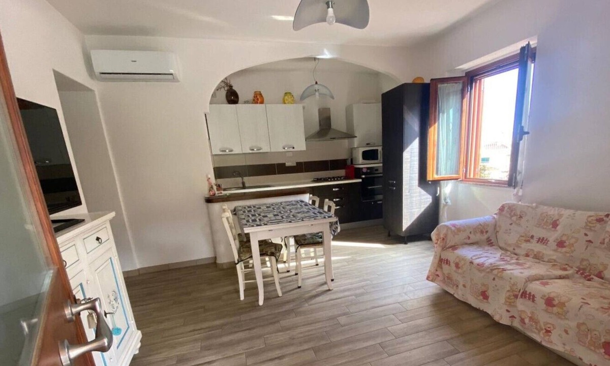 Cala Gonone Apartment | TRILO OE MARINU: central and convenient to services as well as the beach