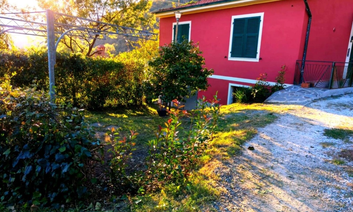 Fosdinovo House | Vacation home between Tuscany and Liguria: relaxation, nature and silence among the hills