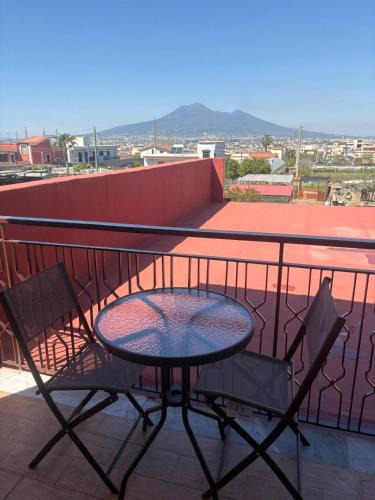 Santa Maria la Carita Apartment | Vesuvio Gate appartamento elegante tra storia e mare