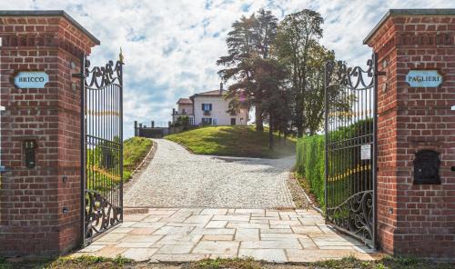 Langhe and Roero Villa | Villa Bricco Paglieri