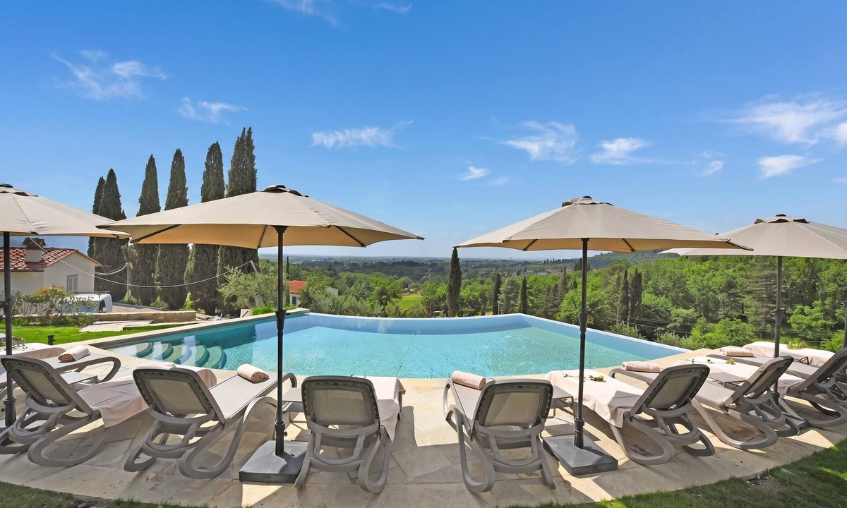 Ponte Buriano Villa | Villa Chimera Green 12 with Pool & Gym, Arezzo, Italy