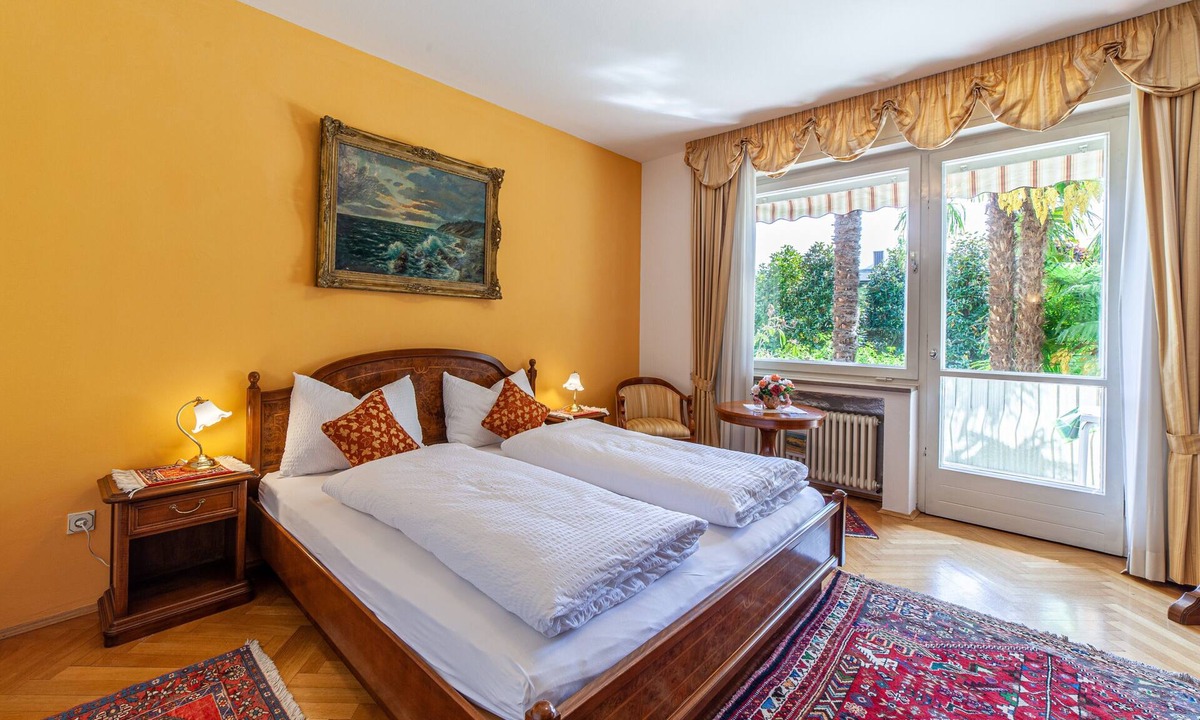 Merano Apartment | Villa Coris Apartment Magnolia 110 sqm with Garden