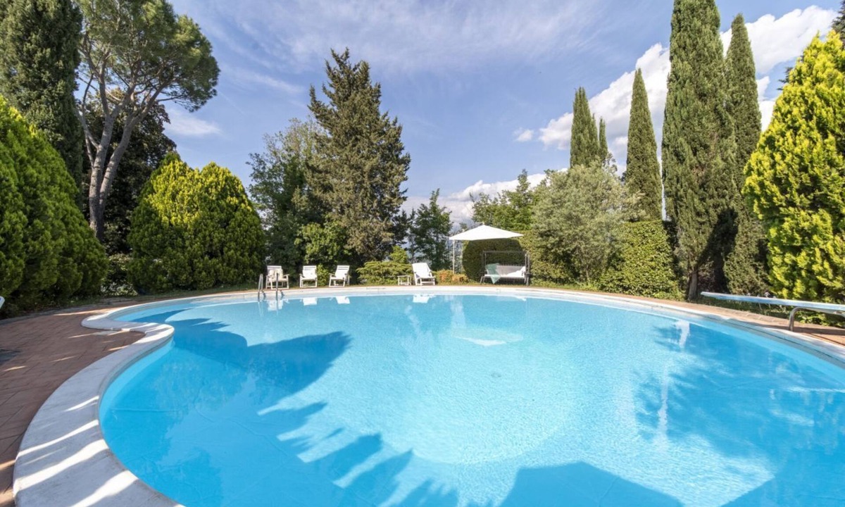 Rignano sull'Arno Villa | Villa di Massotondo - beautiful villa among the hills