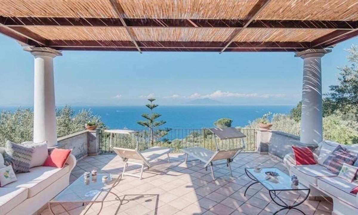 Anacapri Villa | Villa Elena, terrace with stunning views of Ischia, Gulf of Naples and Vesuvius