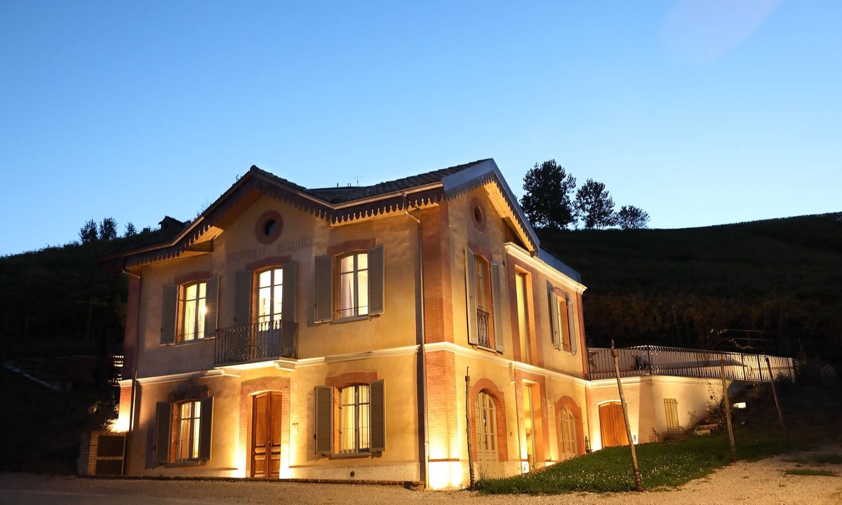 Barolo Villa | Villa Giobatta: Exclusive villa in Cannubi - Barolo