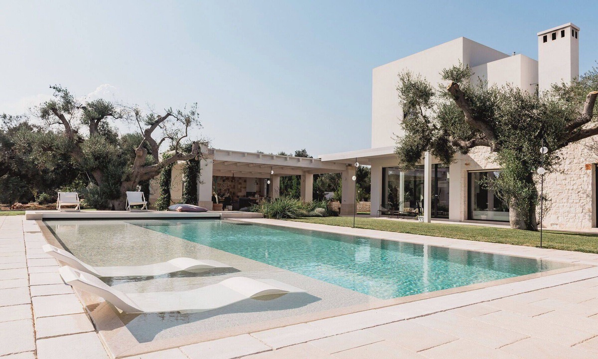 San Vito dei Normanni Villa | Villa in San Vito Dei Normanni with 6 bedrooms sleeps 12
