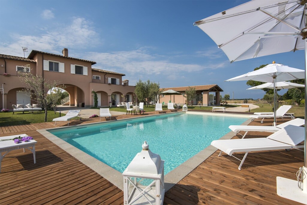 Marina Velca Villa | Villa in Marina Velca with 11 bedrooms sleeps 24