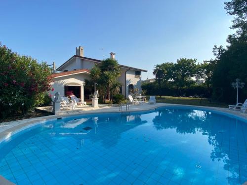 Bevazzana House | Villa Lorivita