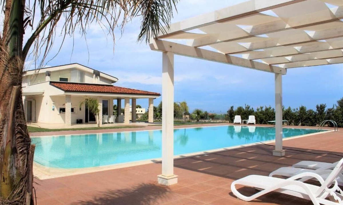 Polignano a Mare Villa | Villa Maria - Apartment in villa with swimming pool