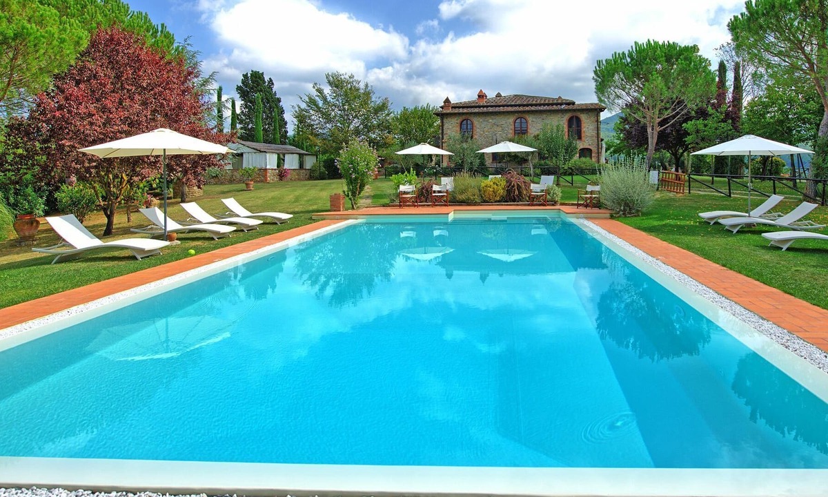 Pergine Valdarno Villa | Villa Marika - Holiday country house with swimming pool in Chianti, Tuscany