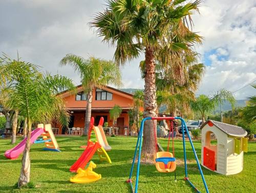 Campagna Bed & Breakfast | Villa Molinari B&B e Baby Park