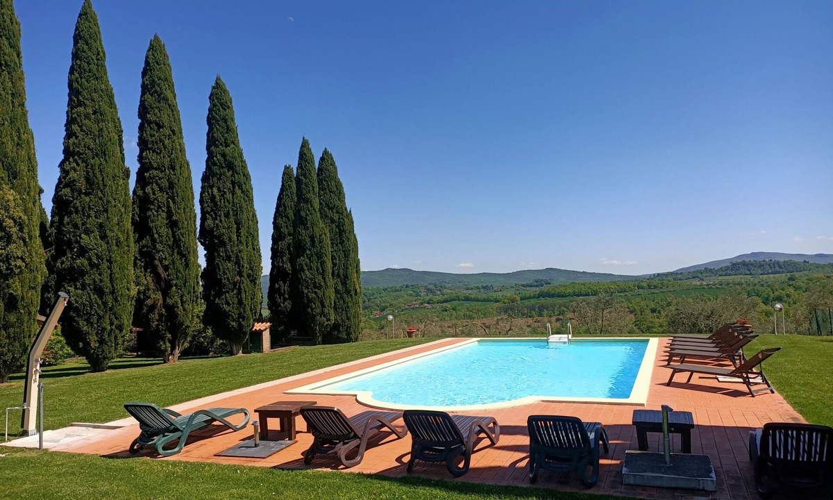 Po' Bandino House | Villa on the Umbria-Tuscany border—for families and friends—with a private pool