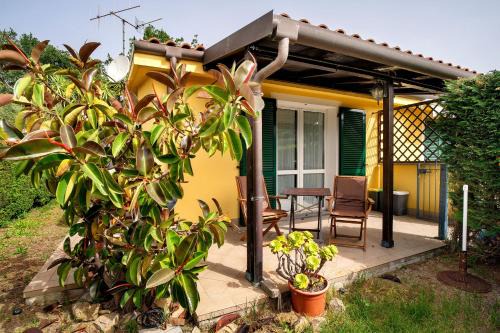 San Bartolomeo al Mare Villa | Villa Pairola -
