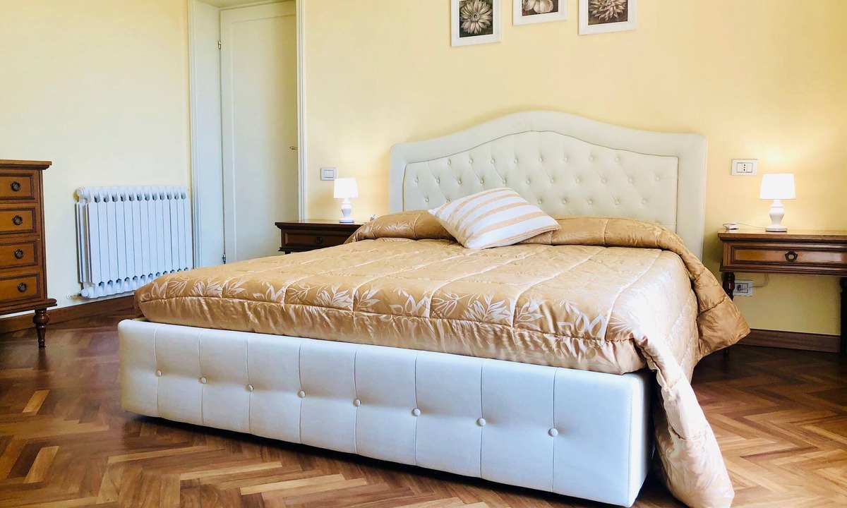 Arliano Villa | Villa Sissi and her swimming pool