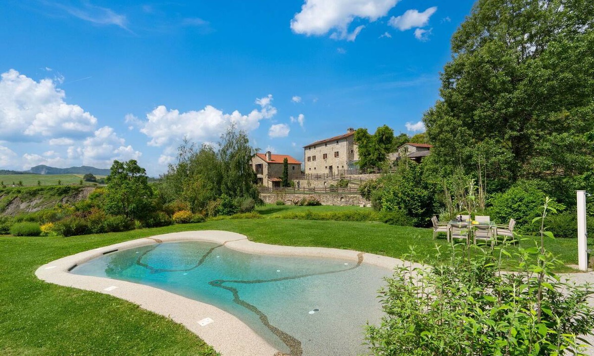 Firenzuola House | Villa Torre delle Rose by Geco Vacation Rentals