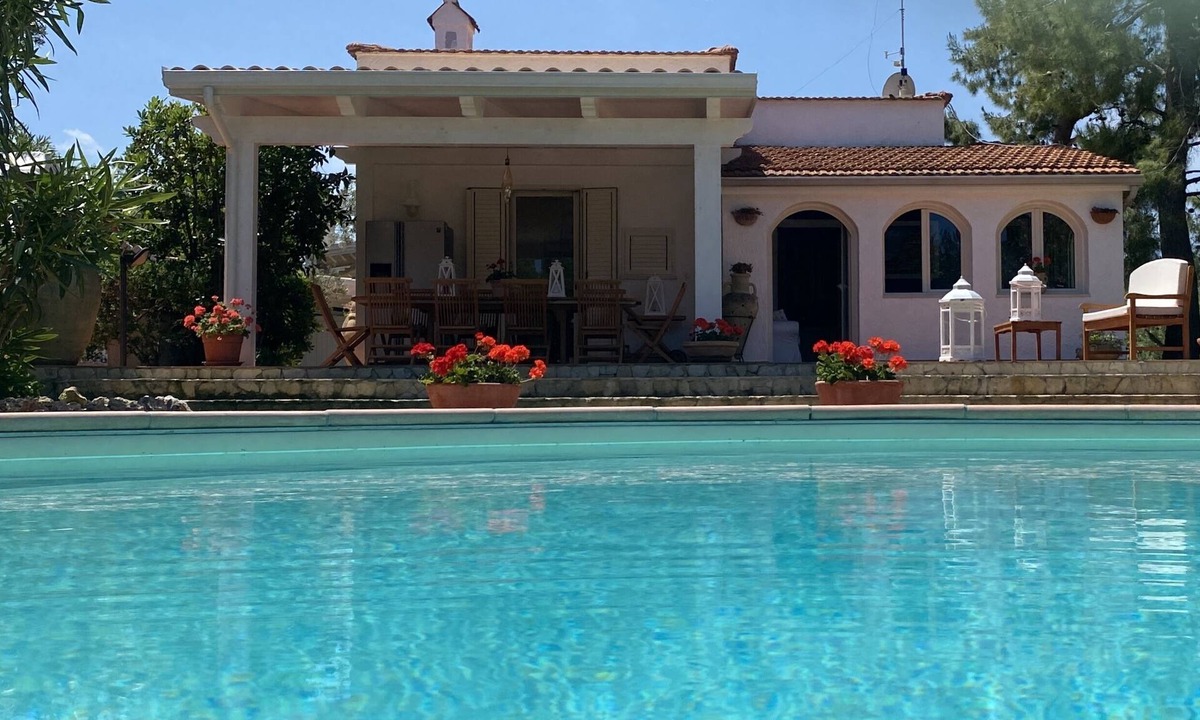 Defensola House | Villa Vittoria Vieste | Private residence with pool