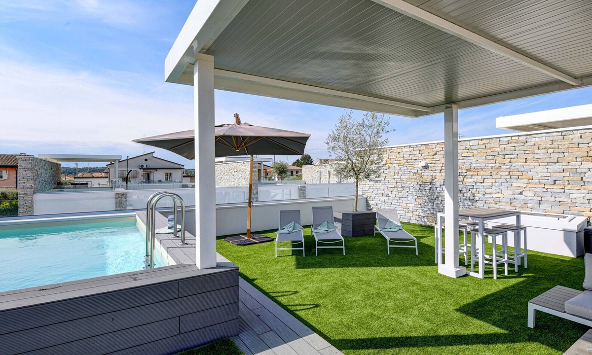 Peschiera del Garda Ski Chalet | Villetta Dolci Luxury Home - A3