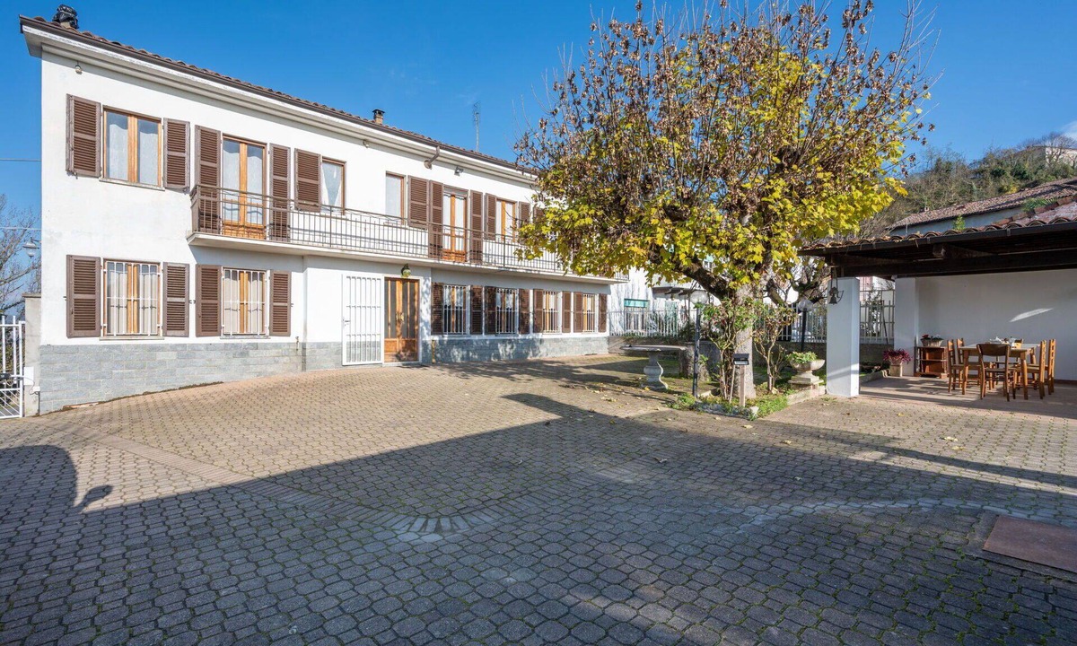 Abbazia House | Wonderful private villa for 6 guests with private pool, WIFI, TV, patio and pets allowed