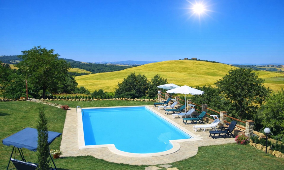 Montenero Villa | Your relaxing Tuscan getaway
