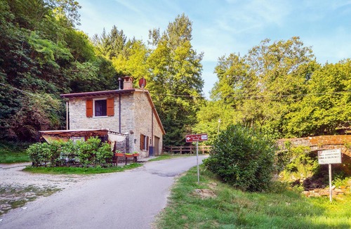 Ortignano Raggiolo House | 1 bedroom gorgeous home in Ortignano Raggiolo
