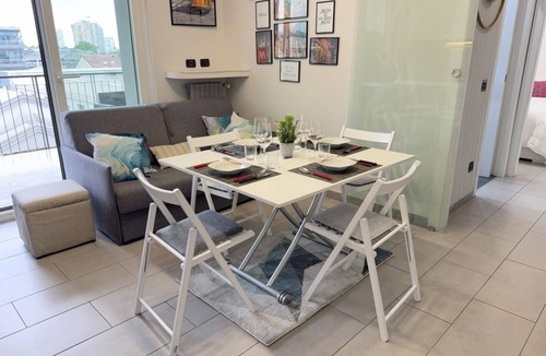 Villapizzone Apartment | 10 Minutes from Fiera Milano with Large Terrace