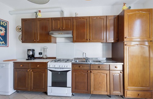 Saint-remy-de-provence House | 102. Loft, Lake Villa